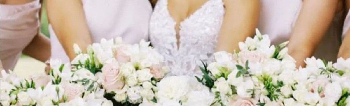 Clores Flowers & Gifts