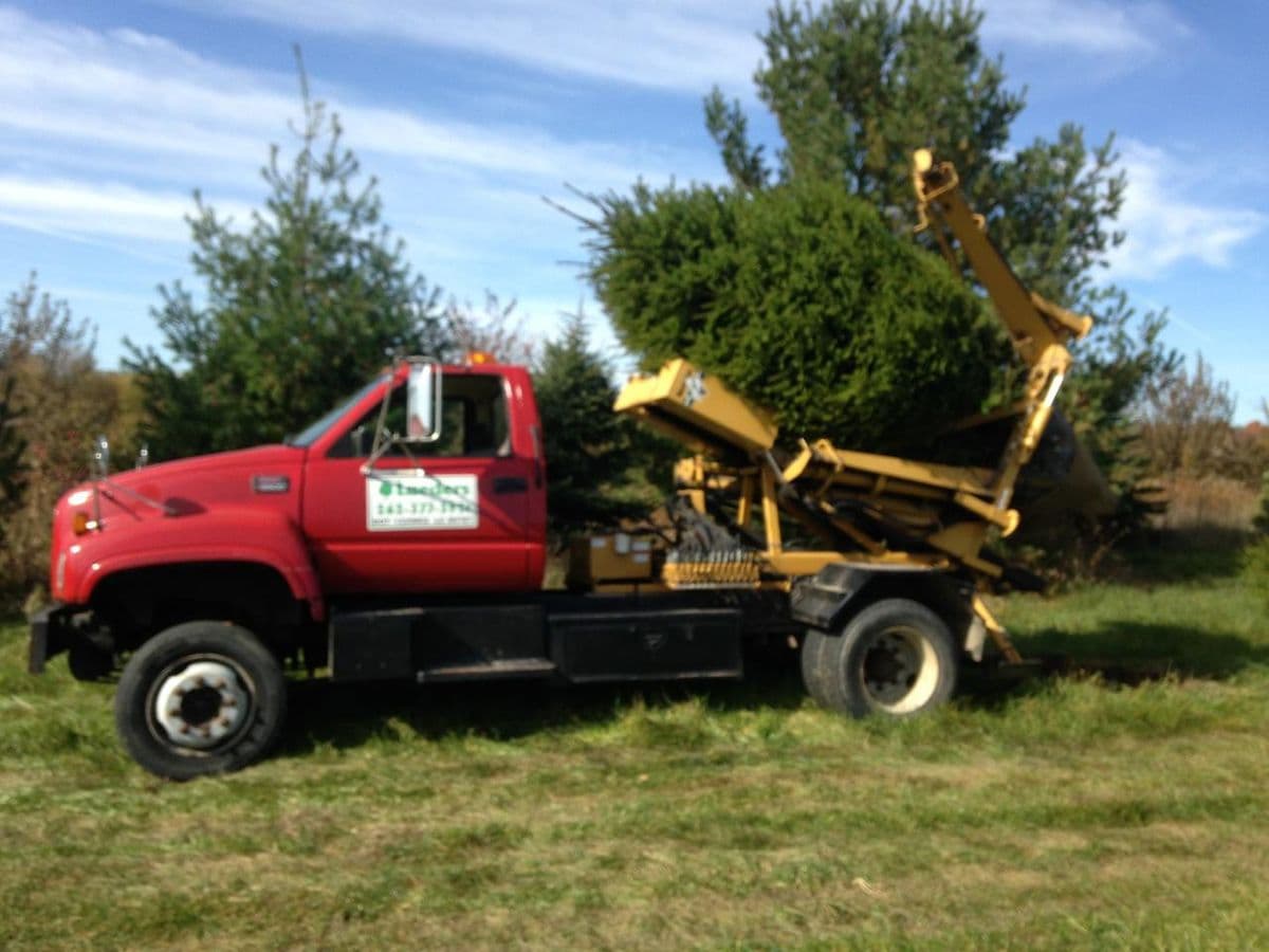 Lueder's Lawn Seeding & Trucking, Inc.