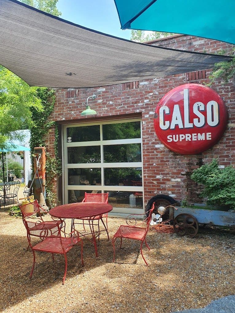 Moon Lake Trading Company