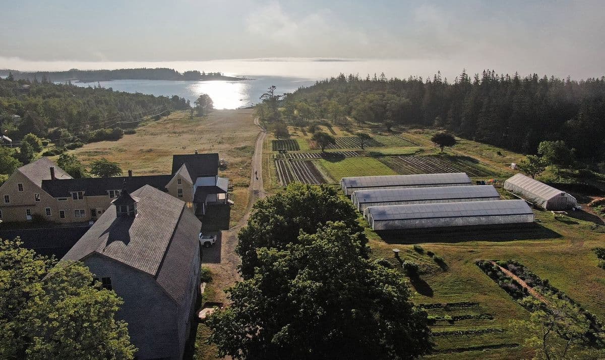 Roberts Harbor Farm