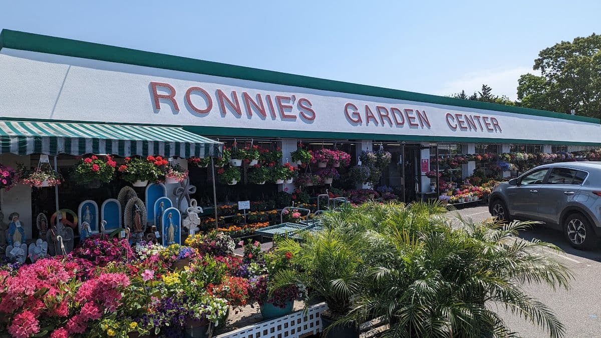 Ronnie's Garden Center