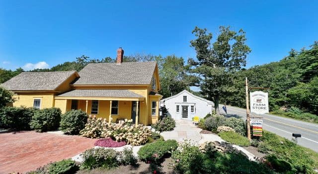 Stoney Brook Farm Store & Garden Center