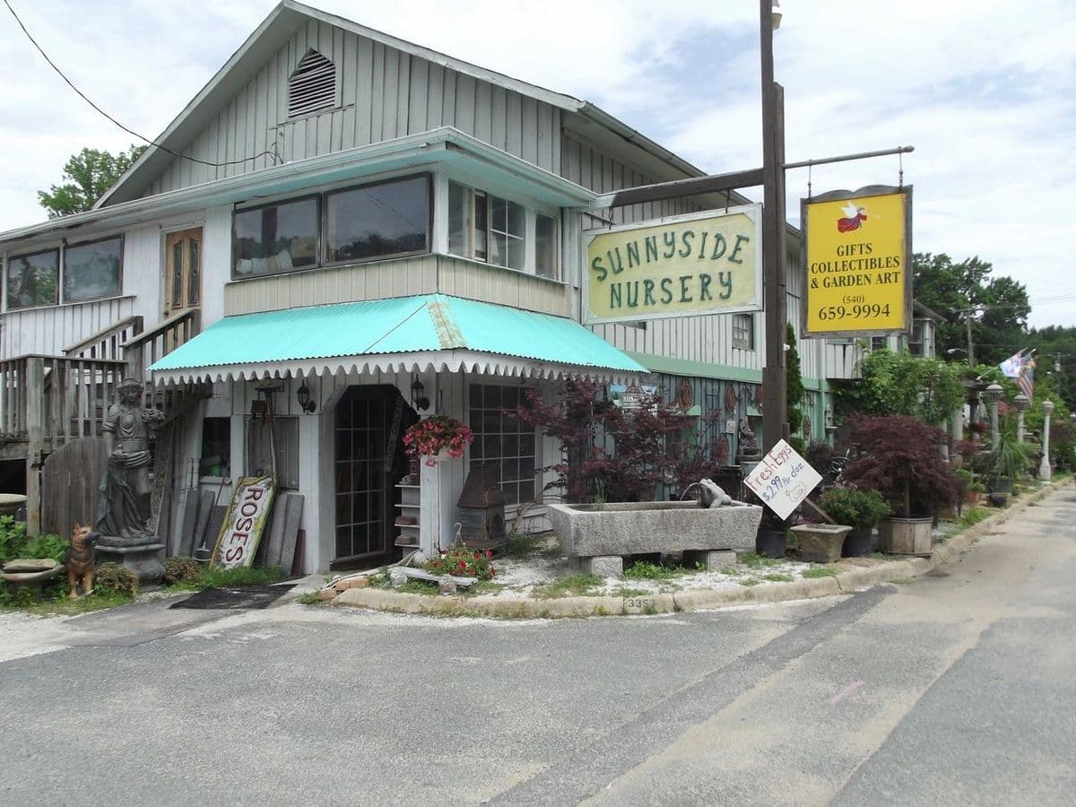 Sunnyside Nursery & Garden Center